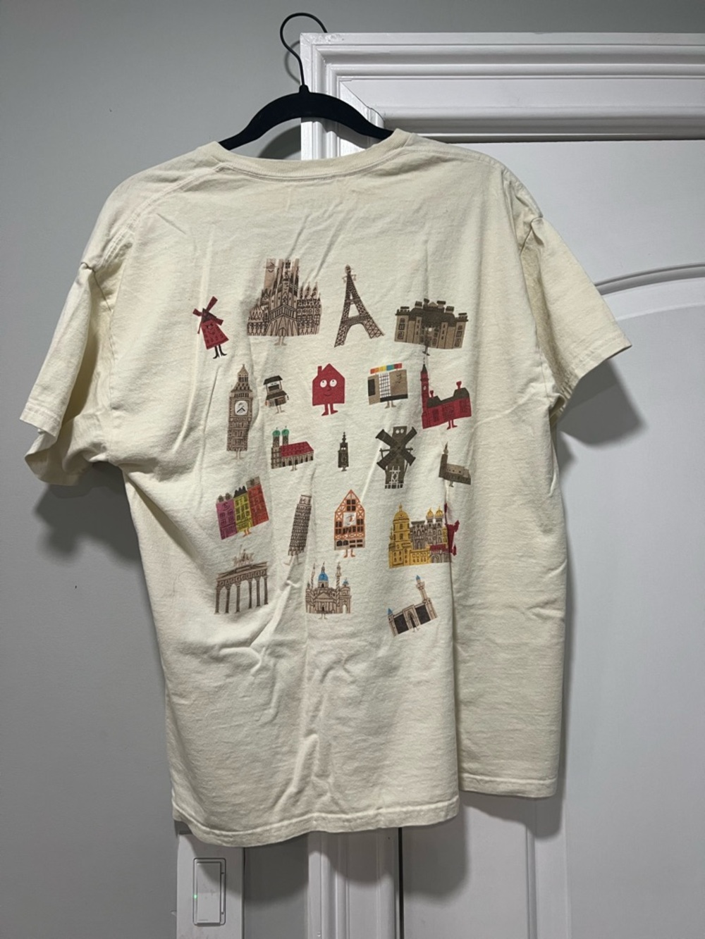 Harry Styles Love On Tour Europe Cities/ Monument Cream T-Shirt